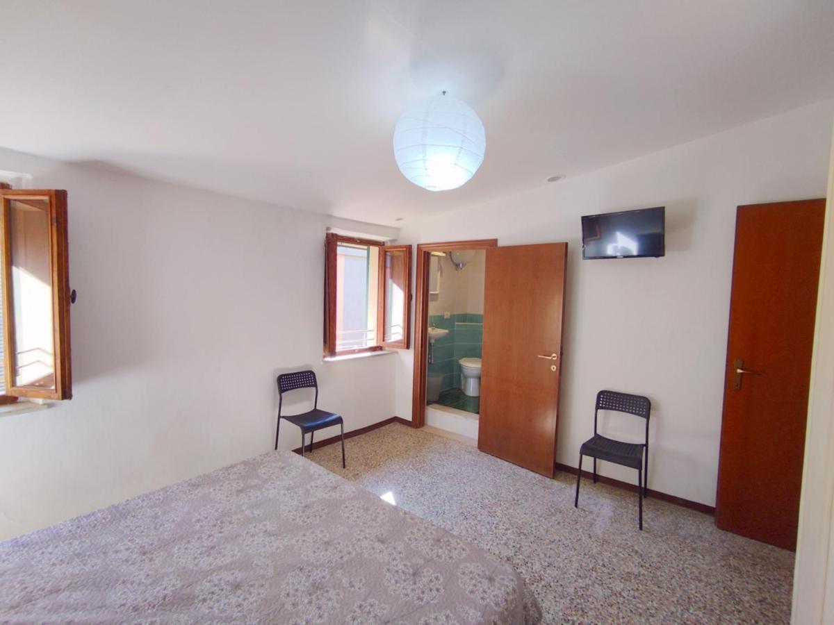 Attico Casa Via Rocca Sole Διαμέρισμα Poggibonsi Εξωτερικό φωτογραφία