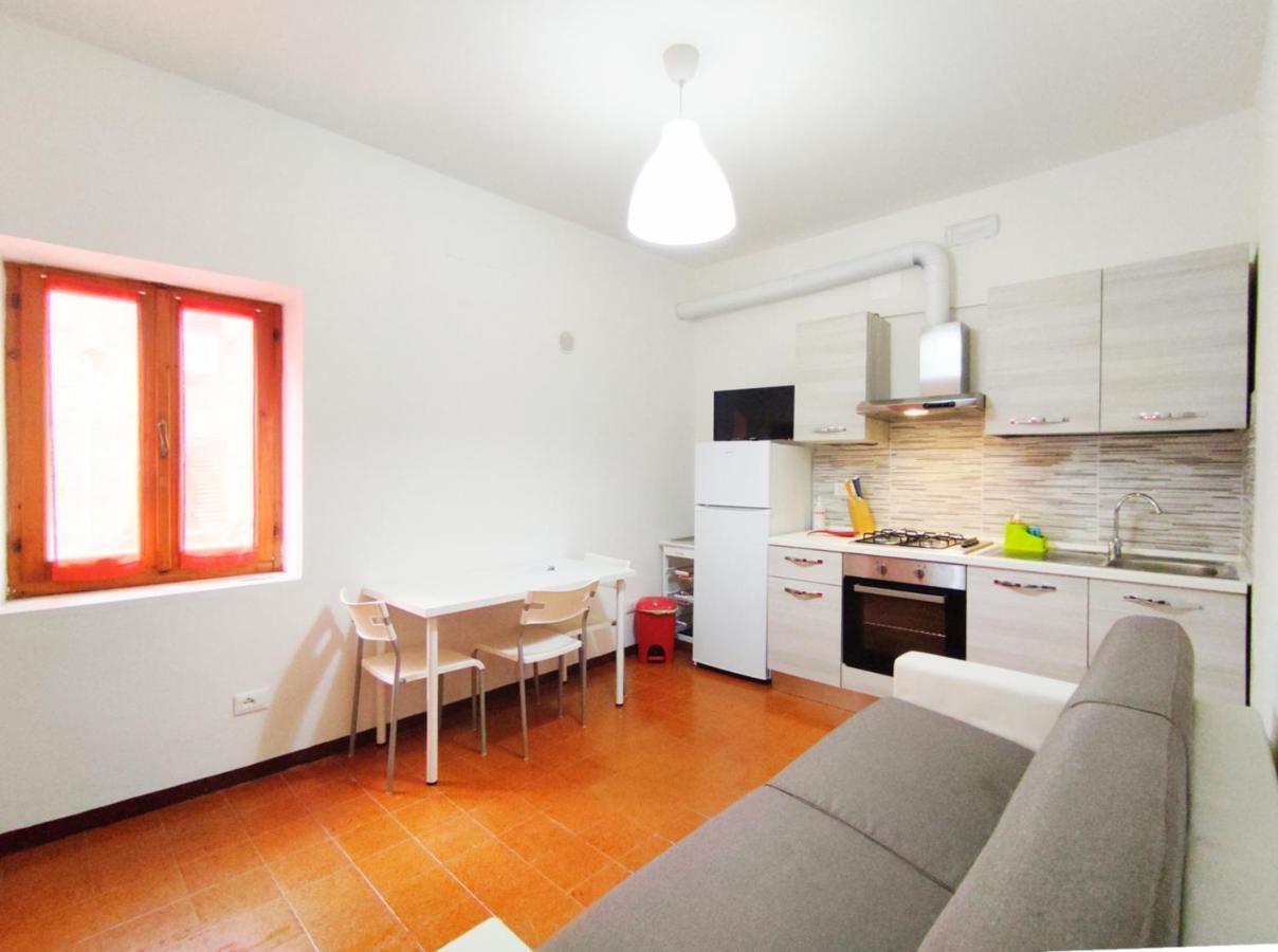 Attico Casa Via Rocca Sole Διαμέρισμα Poggibonsi Εξωτερικό φωτογραφία